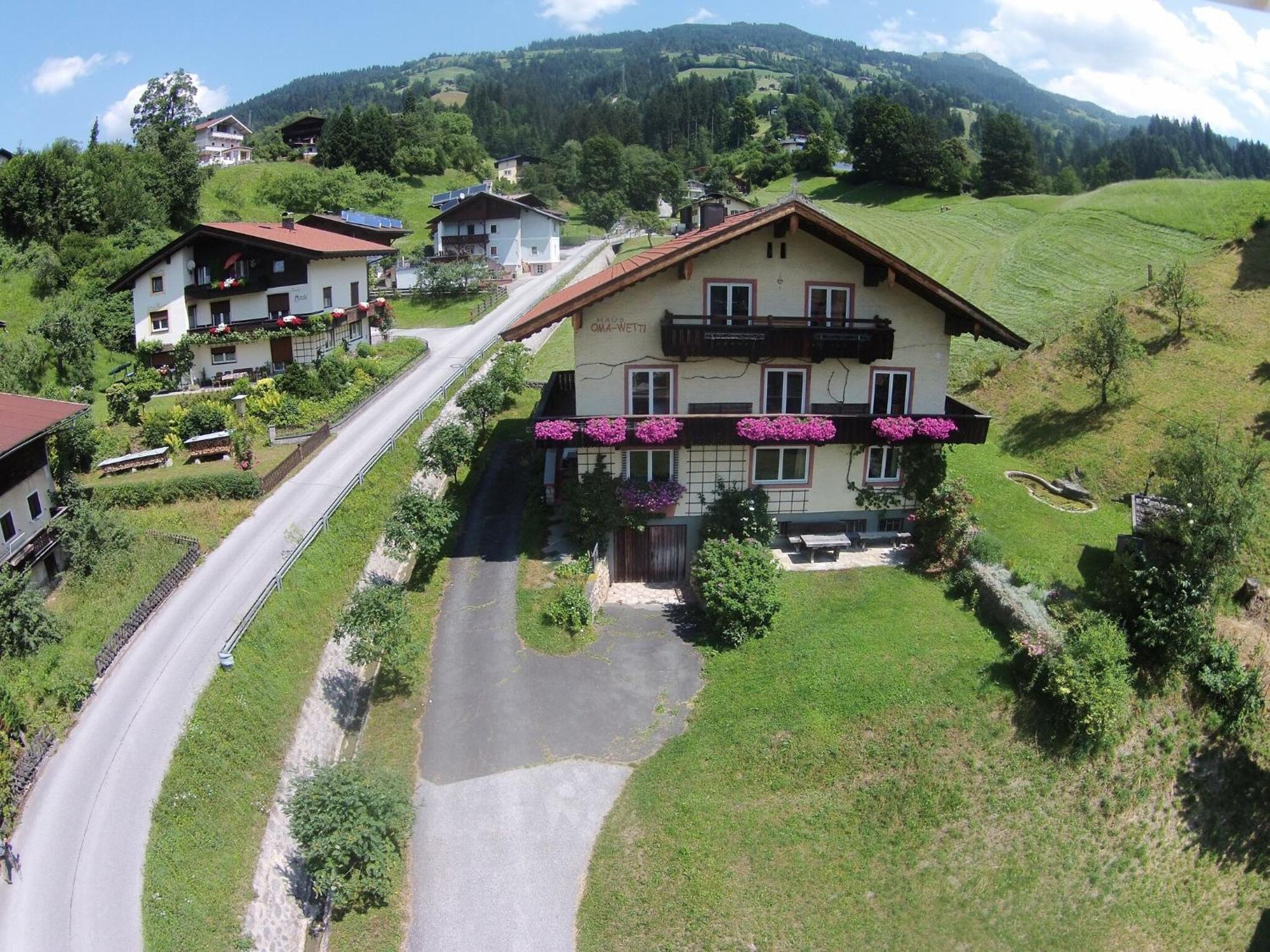 Wonderful Apartment In Hopfgarten Im Brixental With Parking Eksteriør billede